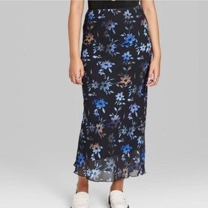 Wild Fable Floral Maxi Skirt, Size M 🖤🦋